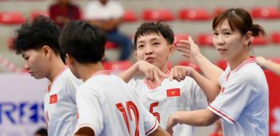 队后防线的